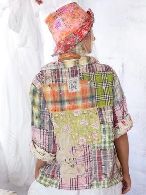 Magnolia Pearl Patchwork Asher Zip Top